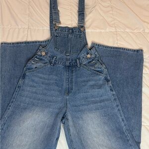 SHEIN wide leg overalls.